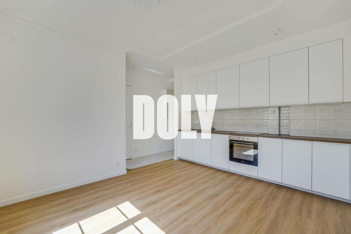 Appartement à PARIS-11E