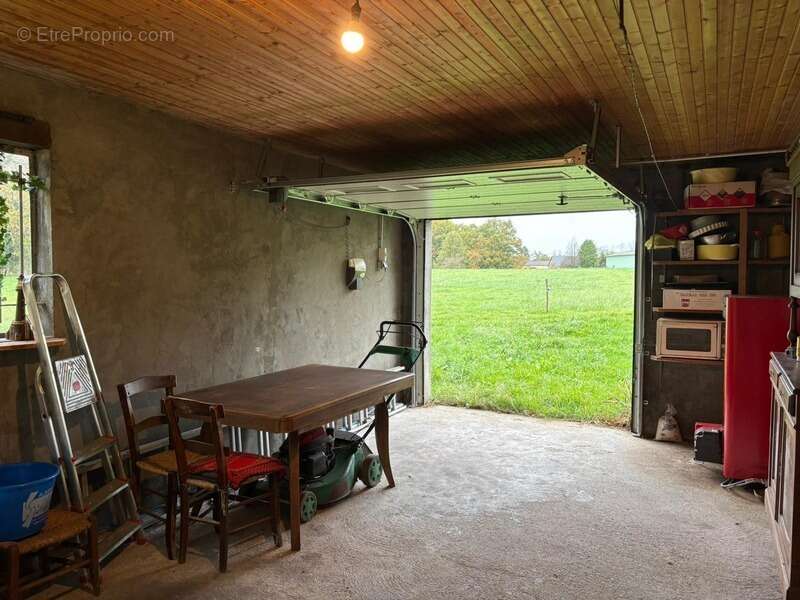 Maison ancienne avec grange et dépendances – Laroche-l’Abeille (87) - photo 17