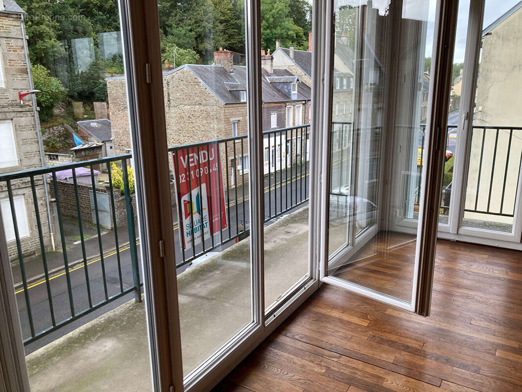 Appartement à CONDE-SUR-NOIREAU