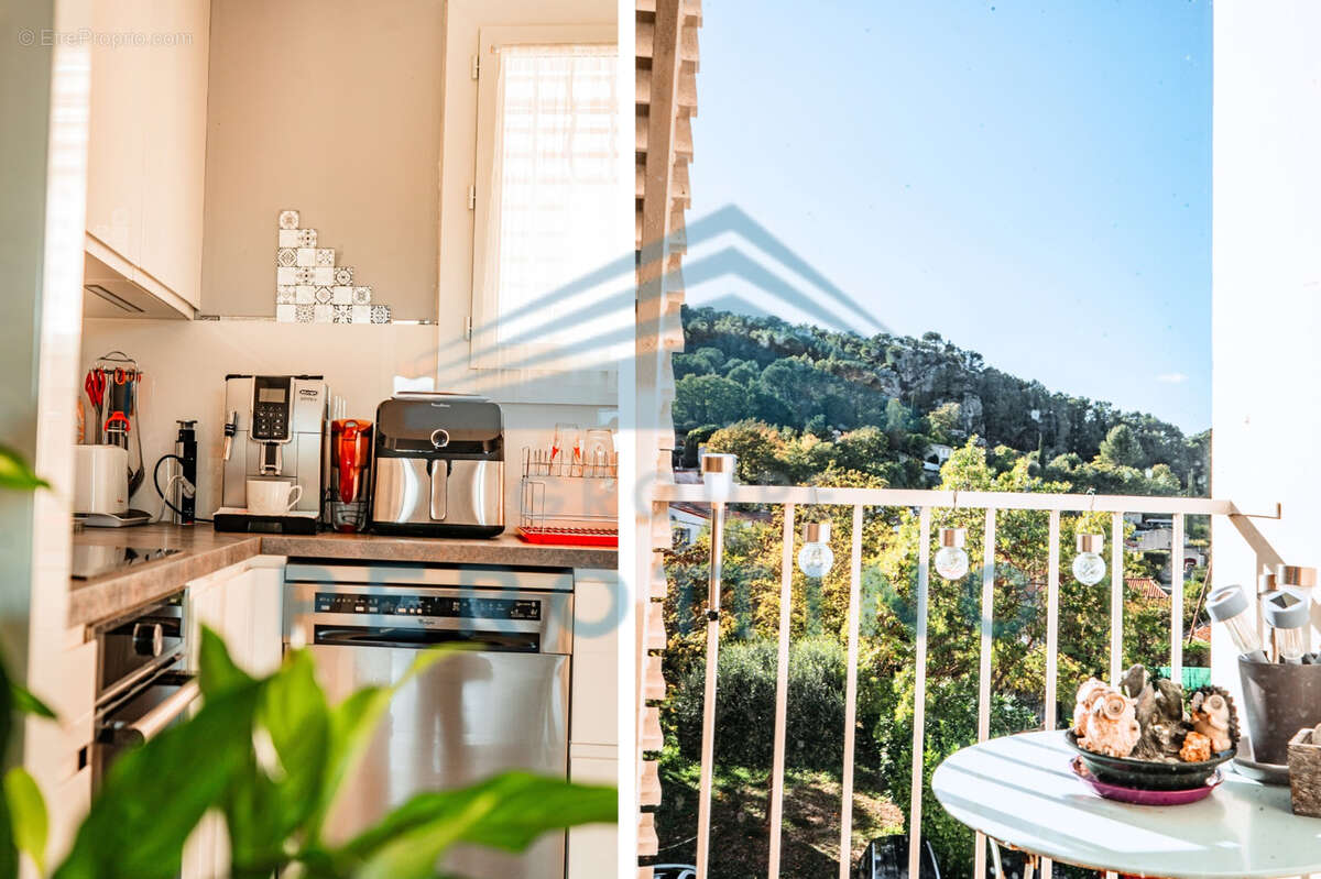 Appartement à AURIOL