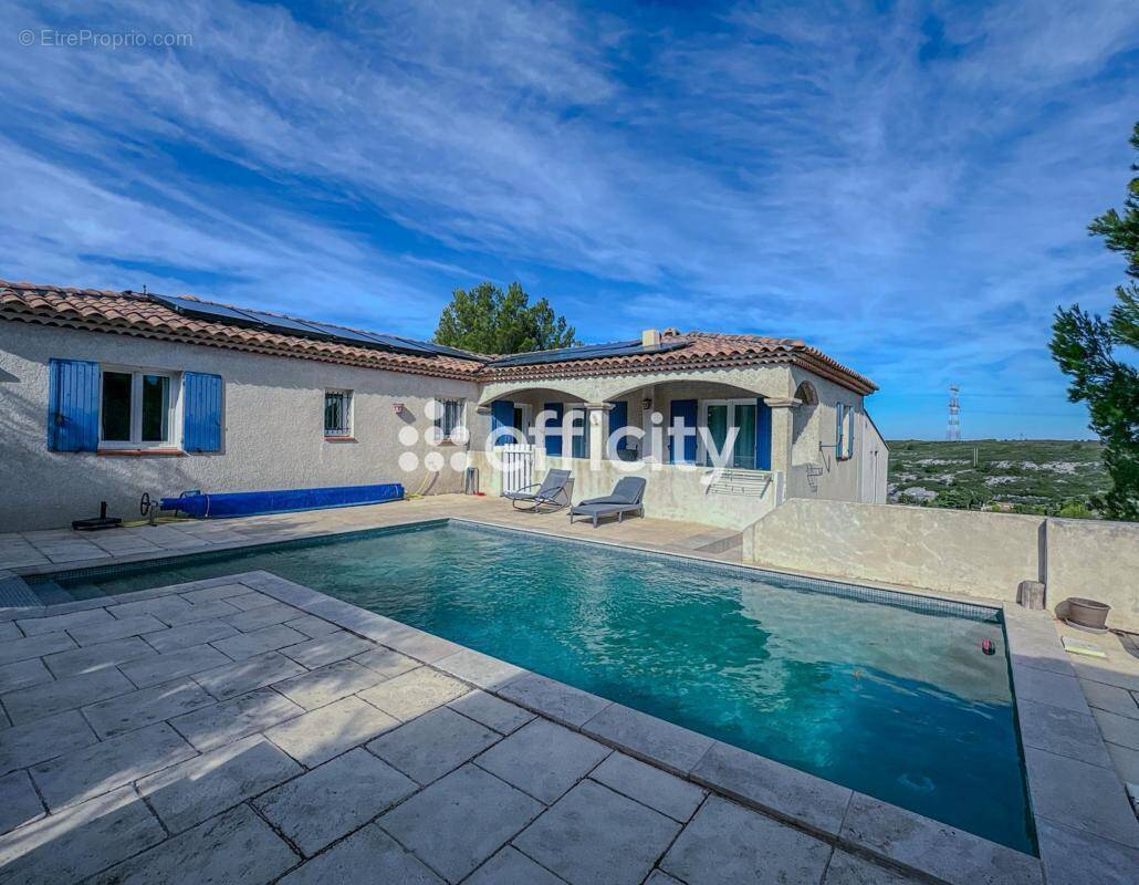 Maison à ENSUES-LA-REDONNE