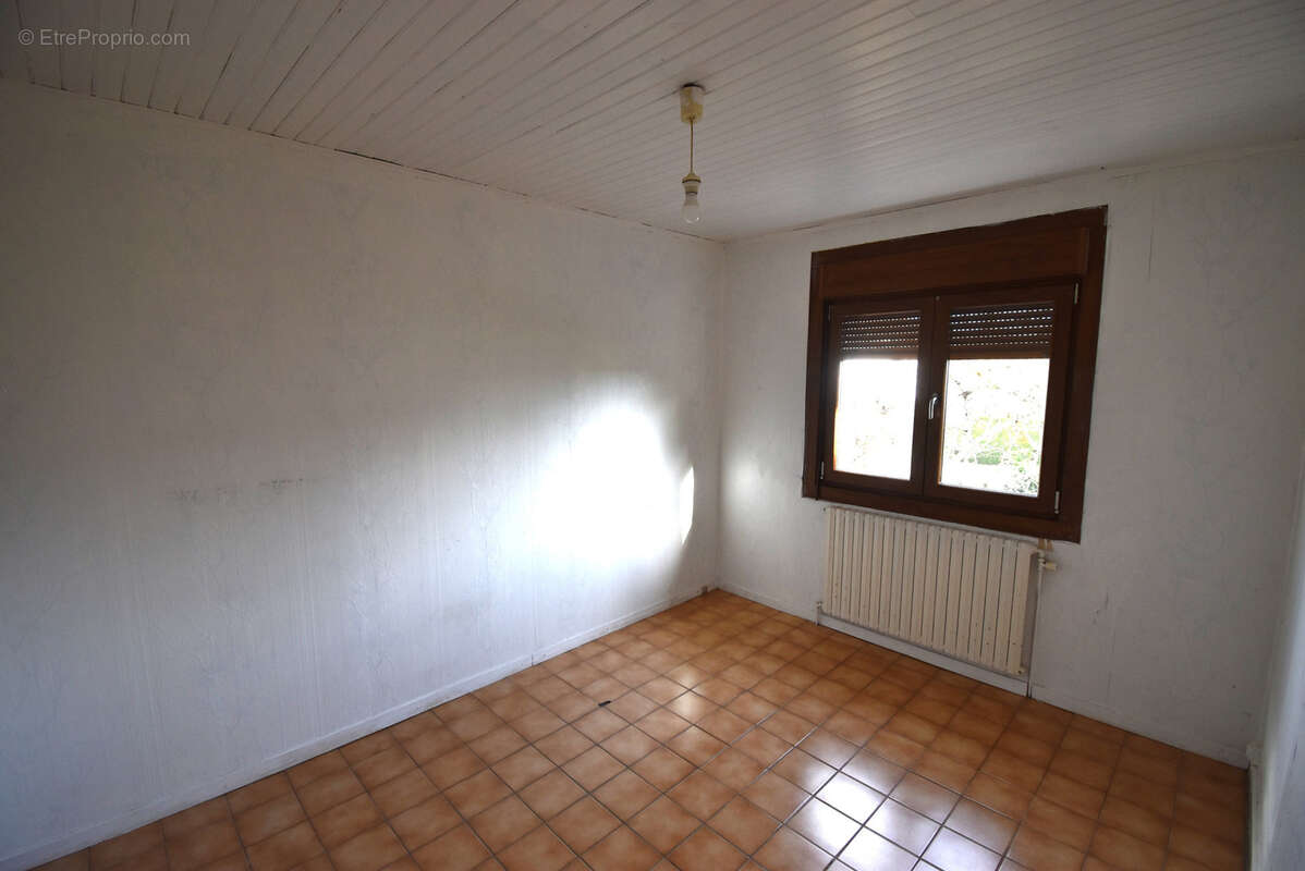 Maison à SAINT-LOUP-SUR-SEMOUSE