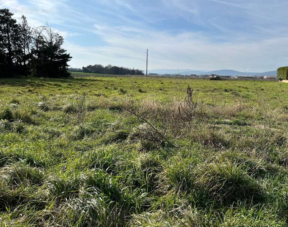 Terrain à CLEON-D'ANDRAN