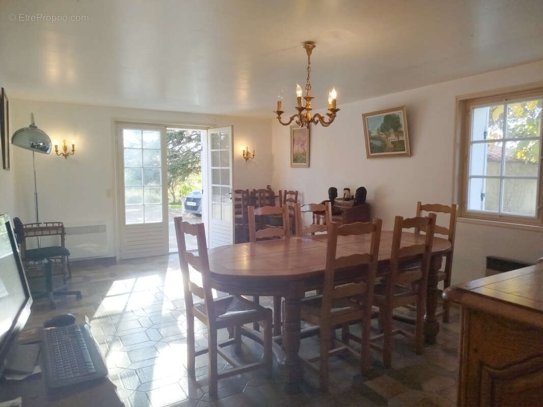 Maison à SAUVETERRE-DE-GUYENNE