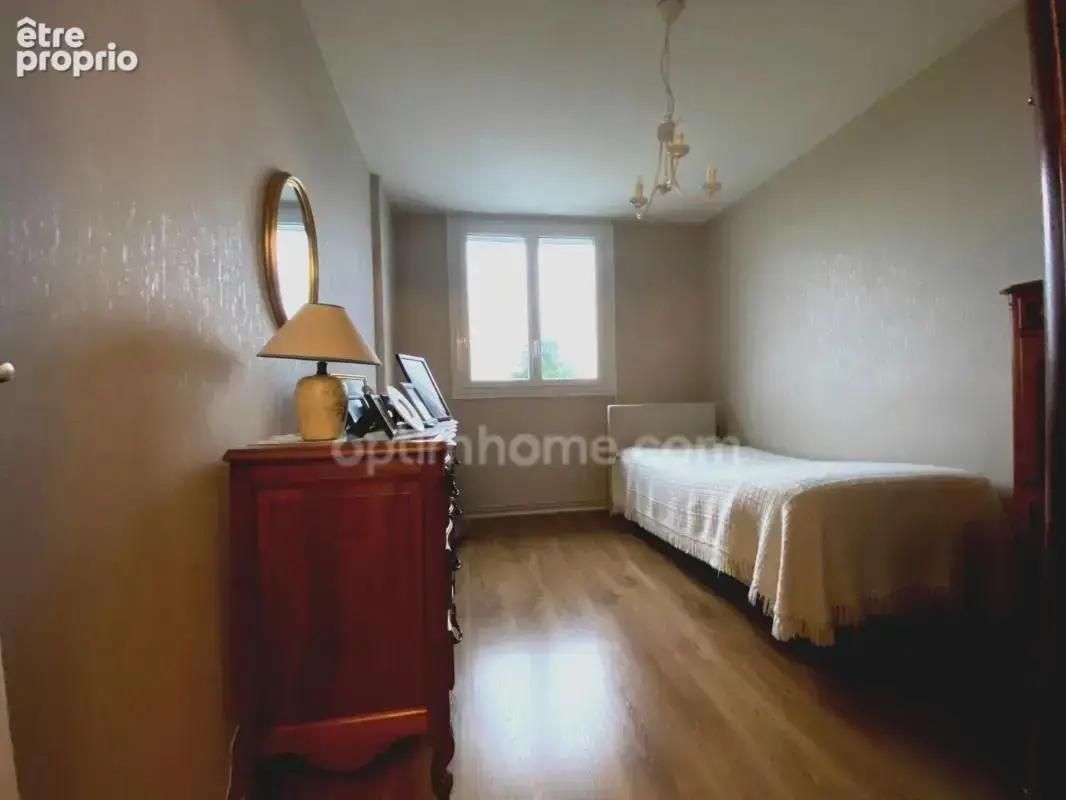 A vendre appartement  - 3 chambres - hyper centre saint cyr sur loire (37) - photo 4