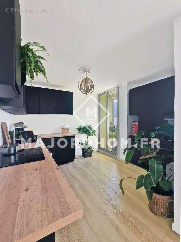 Appartement à MARSEILLE-10E