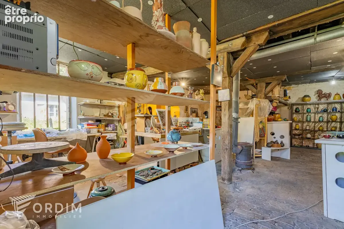 Maison ancienne pleine de charme avec atelier, dépendance et terrain - Moutiers-en-Puisaye - photo 5