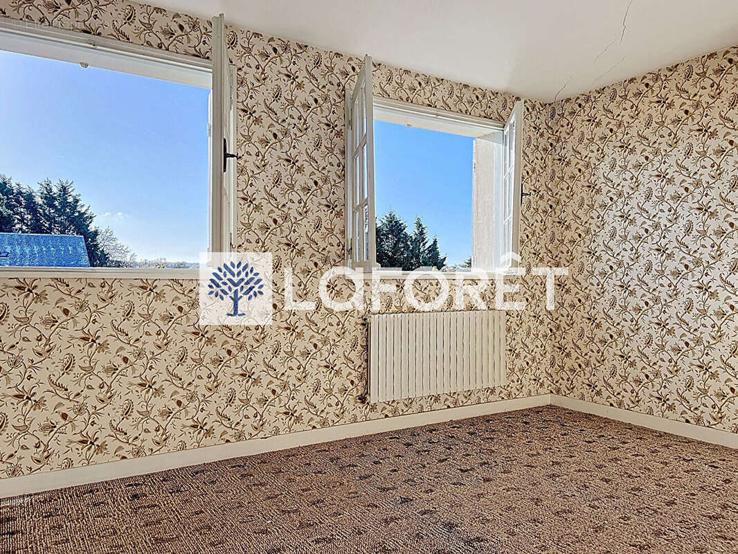 Maison à SAINT-LOUP-LAMAIRE