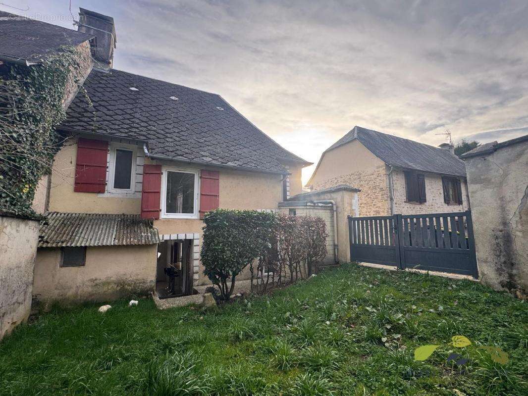 Maison à MEILHARDS