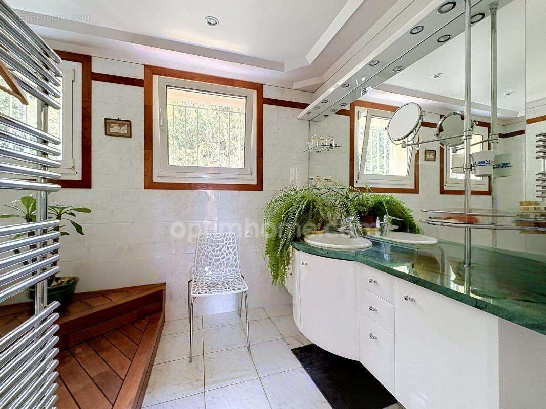 BESSANCOURT (95) Maison 5 chambres 250m² - photo 9
