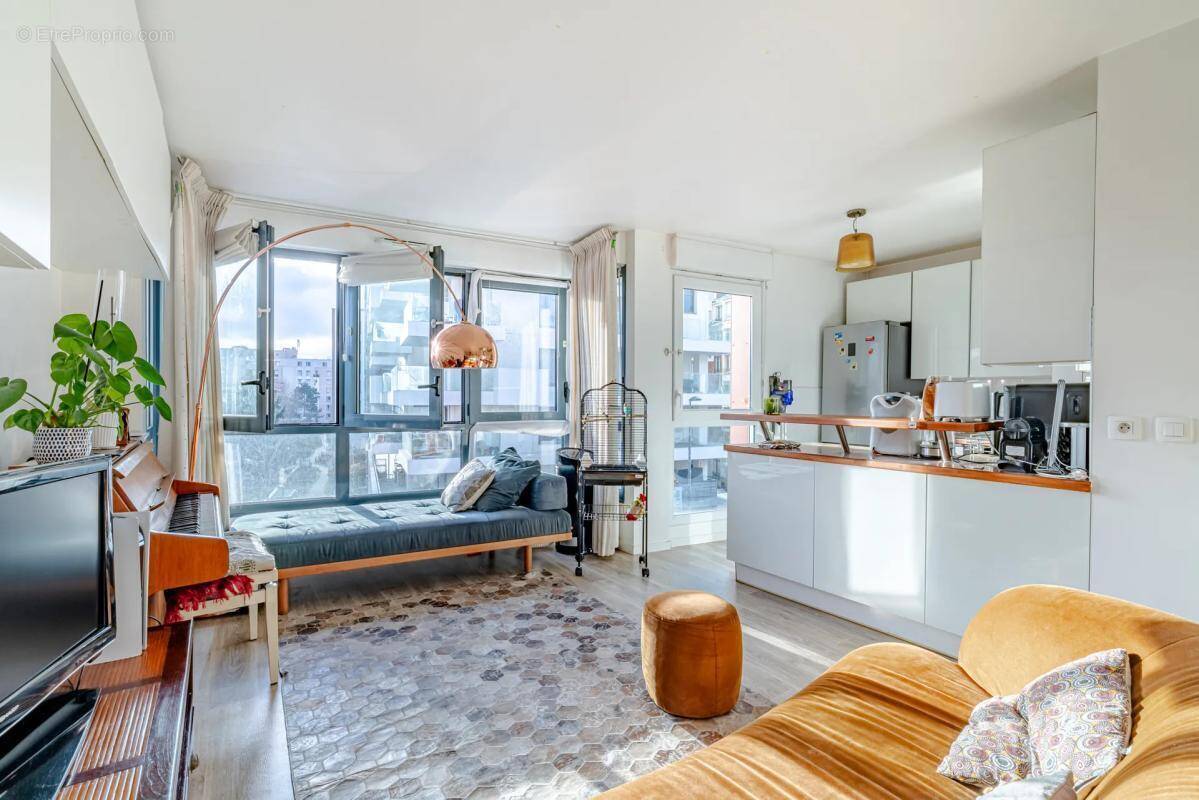 Appartement à GENNEVILLIERS