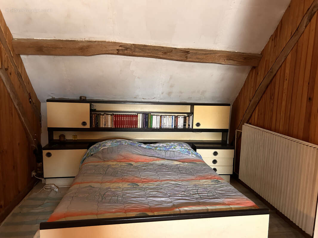 Maison à LA PEROUILLE