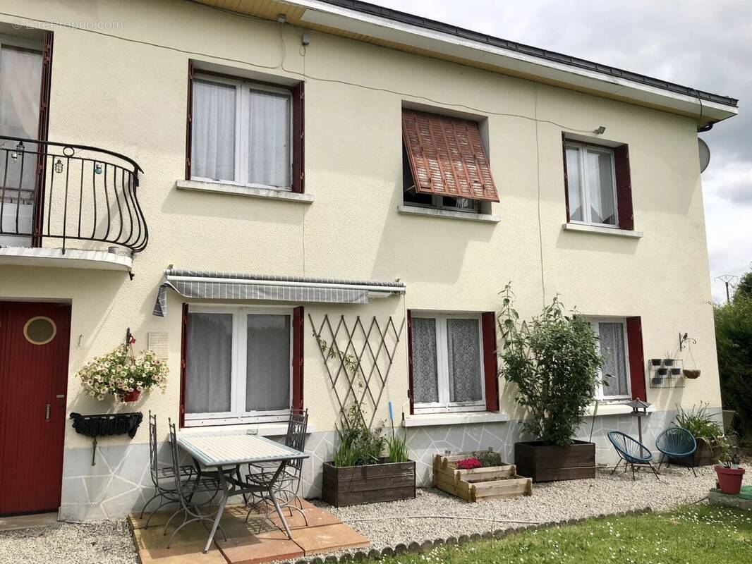 Maison à ORADOUR-FANAIS