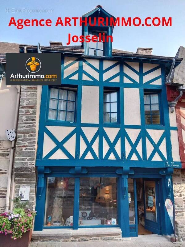 Maison à JOSSELIN