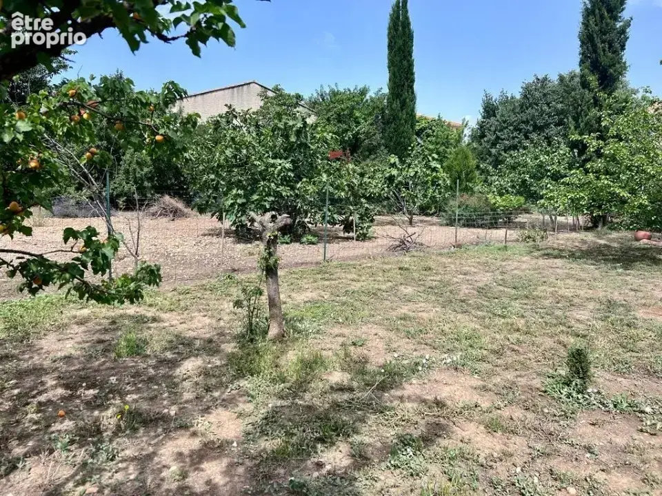 Terrain 410 m² à Chateauneuf-Les-Martigues  - photo 3
