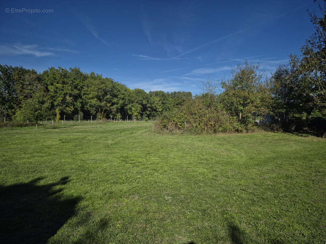 20251007_160543 - Maison à SAINT-MARTIAL-DE-VALETTE