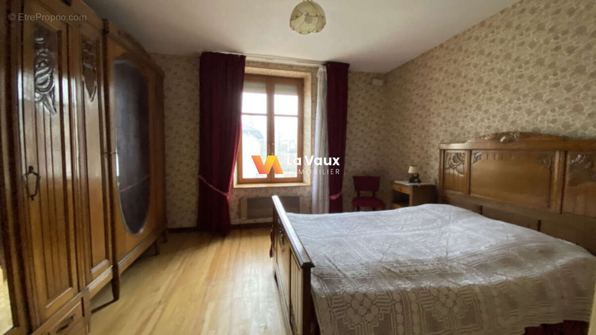 Maison à REMEREVILLE