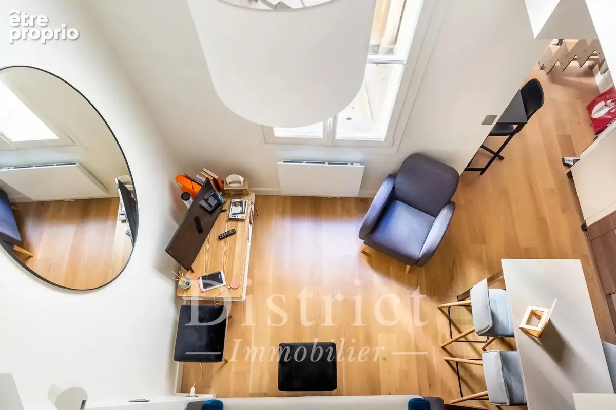 Exclusivité - Ile Saint-Louis. Un appartement de 40m² en excellent état. Plan parfait et 3,80m sous plafond! - photo 5
