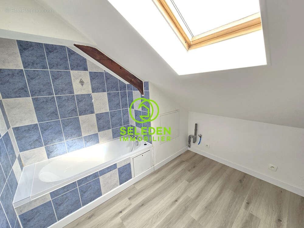 Appartement à BRUAY-LA-BUISSIERE