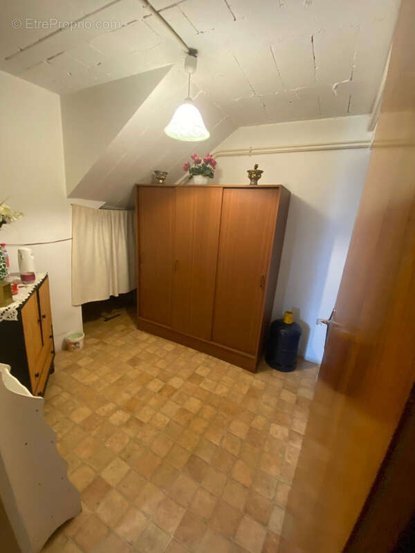 Maison à DUN-LE-PALESTEL