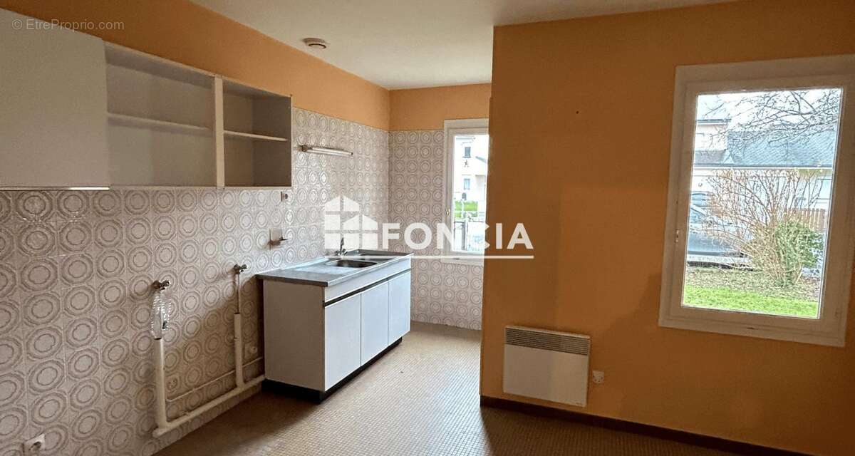 Maison à DAMPIERRE-EN-BURLY