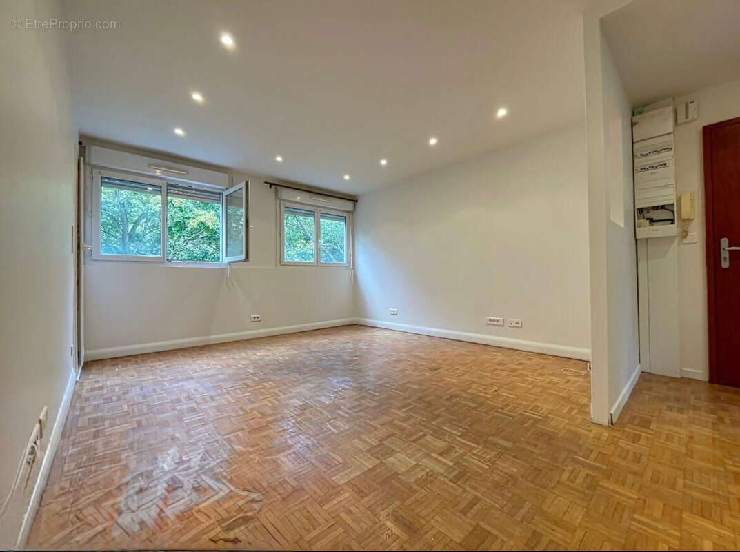 Appartement Aubergenville 3 pièce(s) 56,30  m2 2 CHAMBRES - CAVE - BALCON - photo 3
