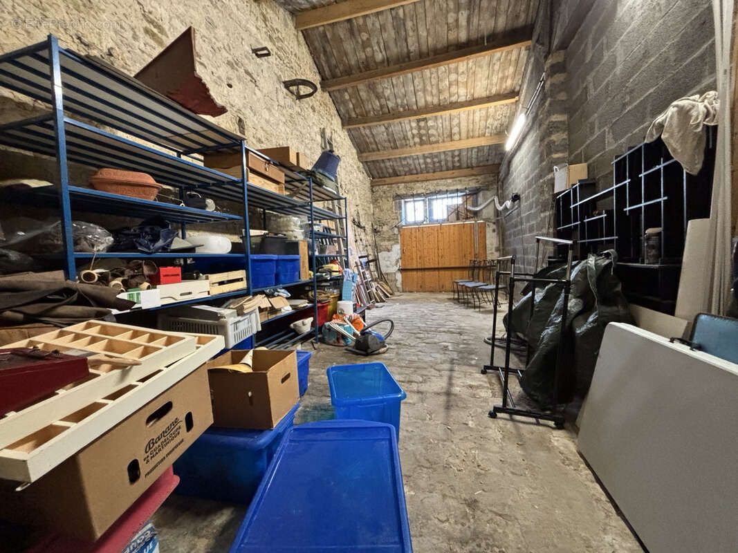 Maison à TONNAY-CHARENTE