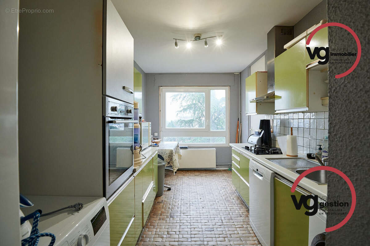 Appartement à OULLINS