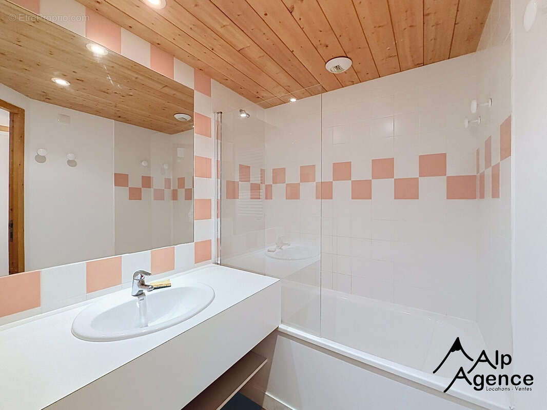 Appartement 24 m² à La Cote-D'aime  - photo 7