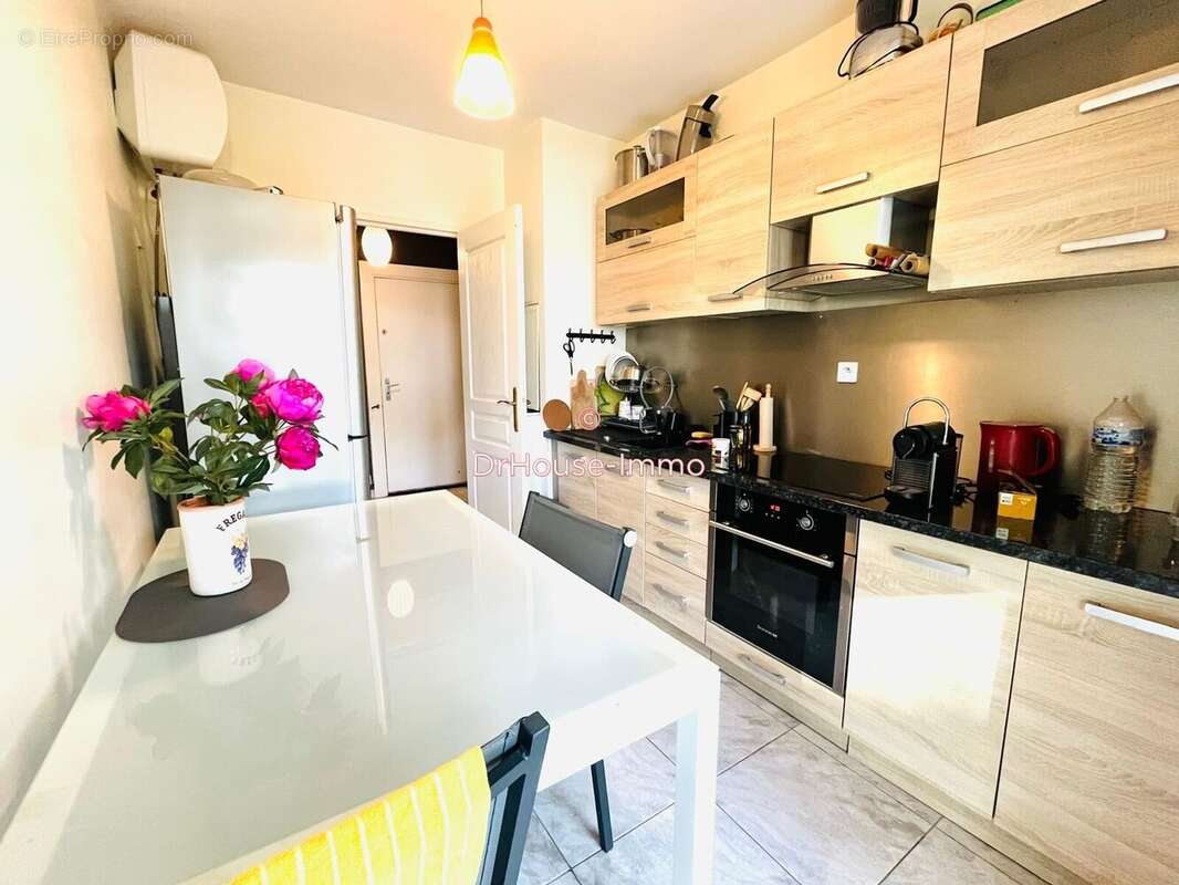 Appartement à MANDELIEU-LA-NAPOULE