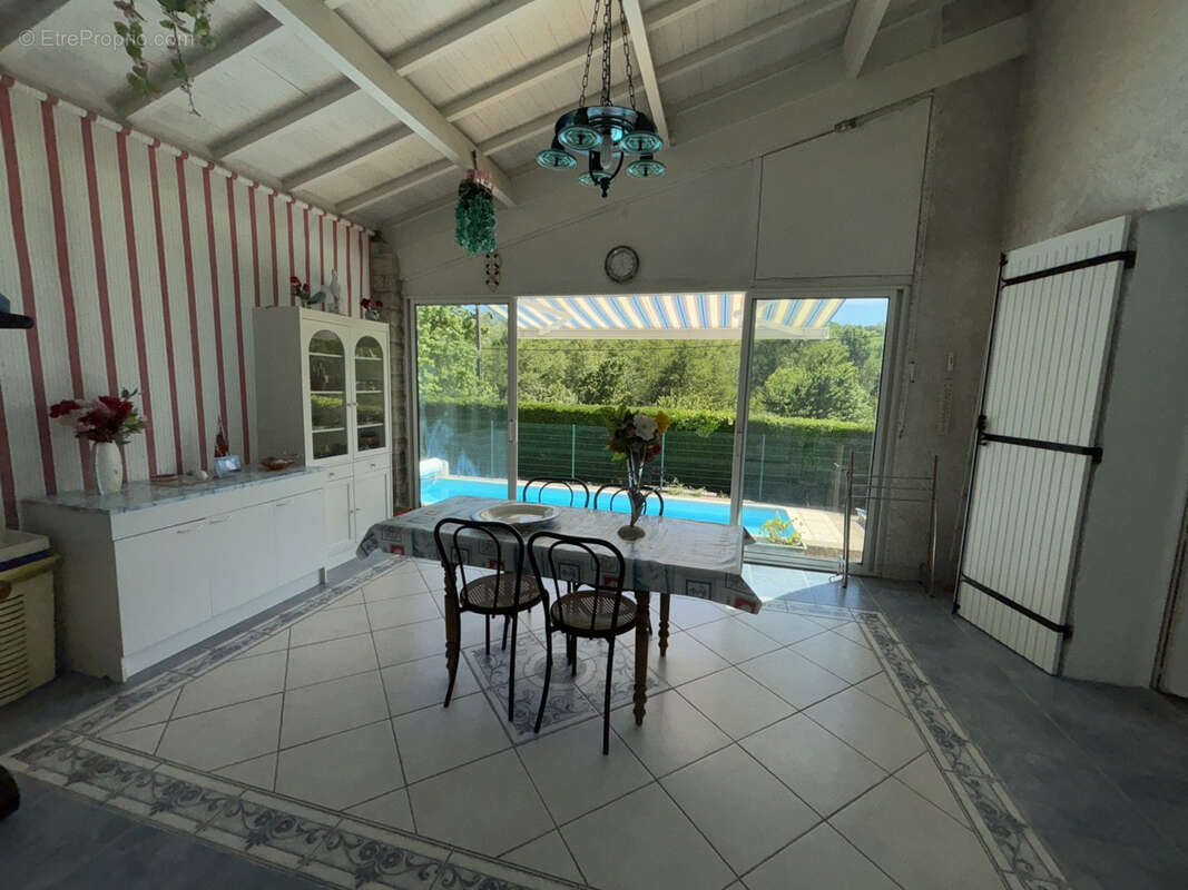 Maison à SAINT-BRIS-DES-BOIS