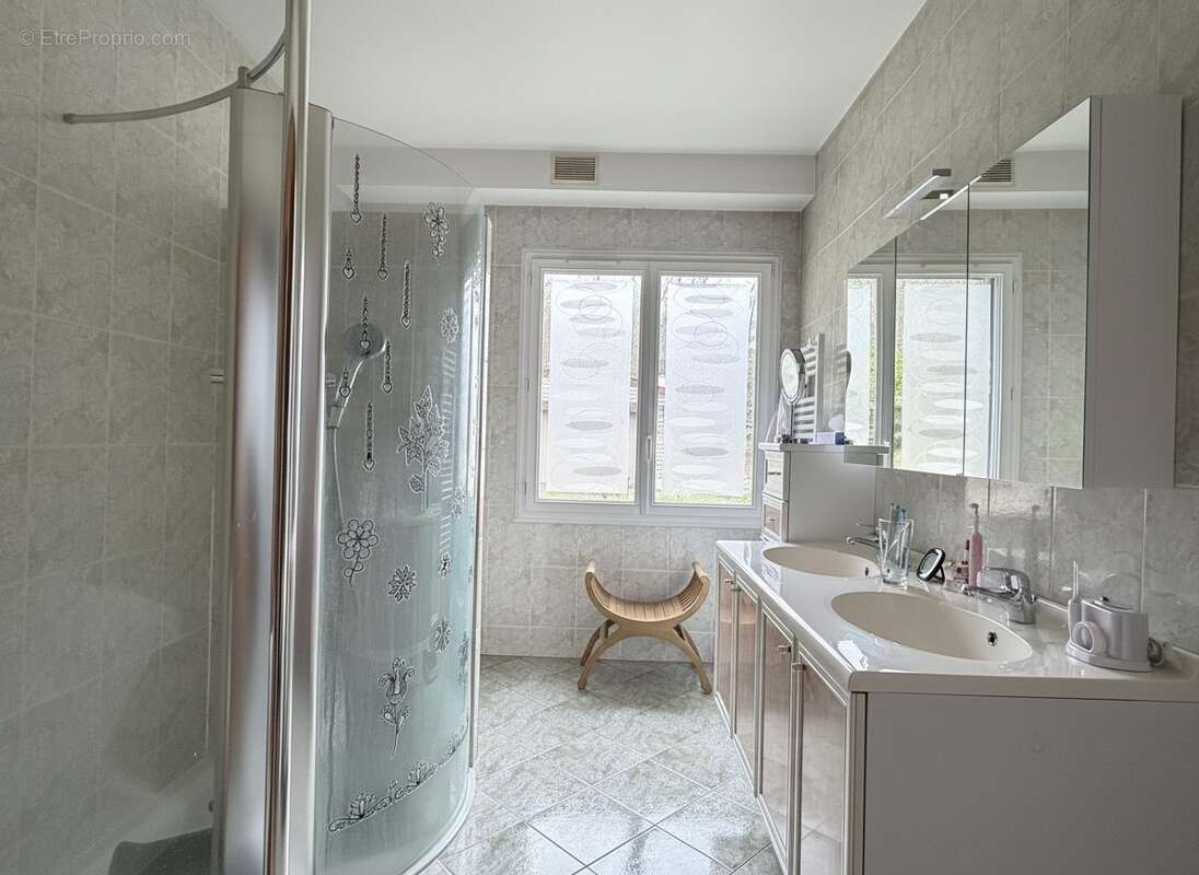 Maison à MONTLIGNON