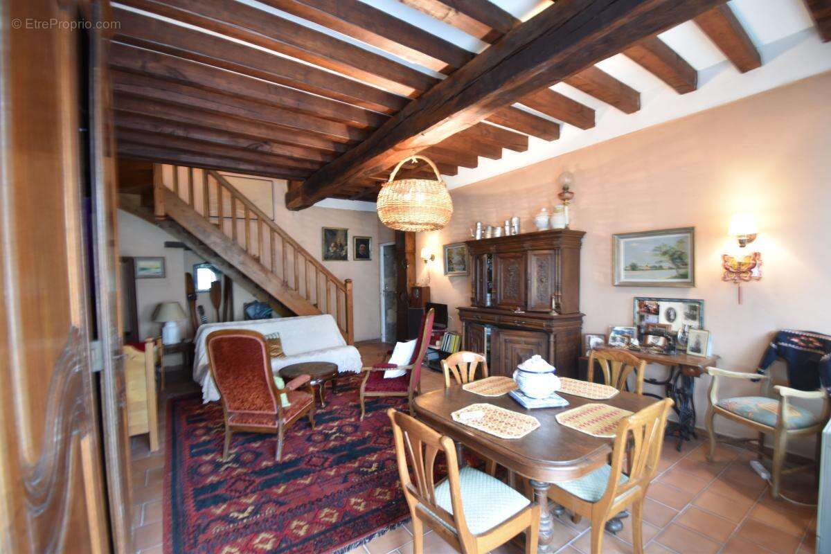 Maison à POUILLY-SUR-LOIRE