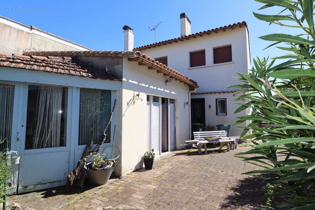 Maison à MESCHERS-SUR-GIRONDE