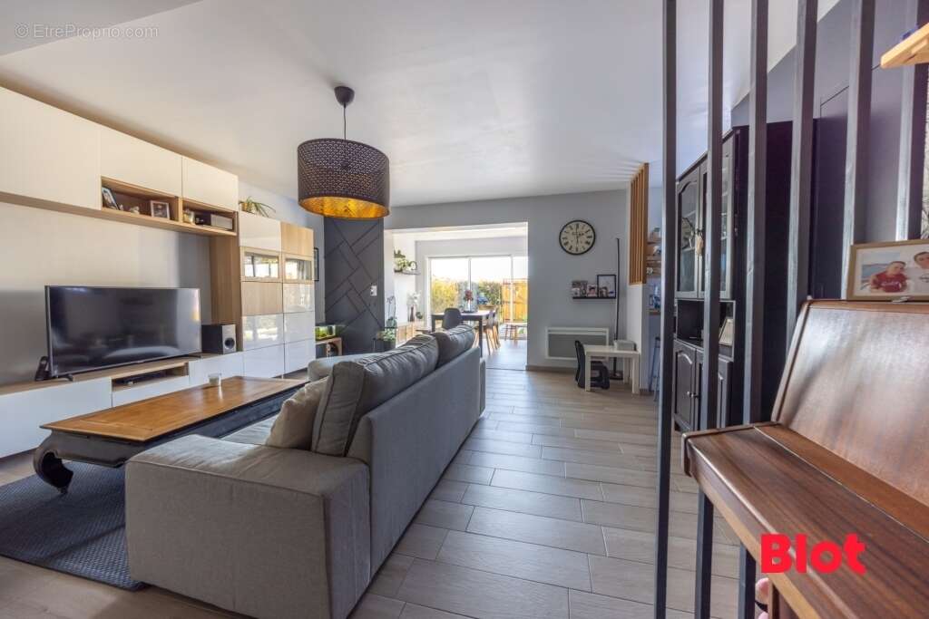 Maison à SAINT-JOUAN-DES-GUERETS