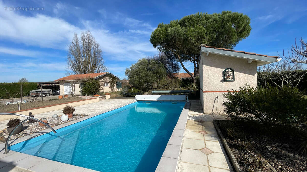 Maison à LA VILLE-DIEU-DU-TEMPLE