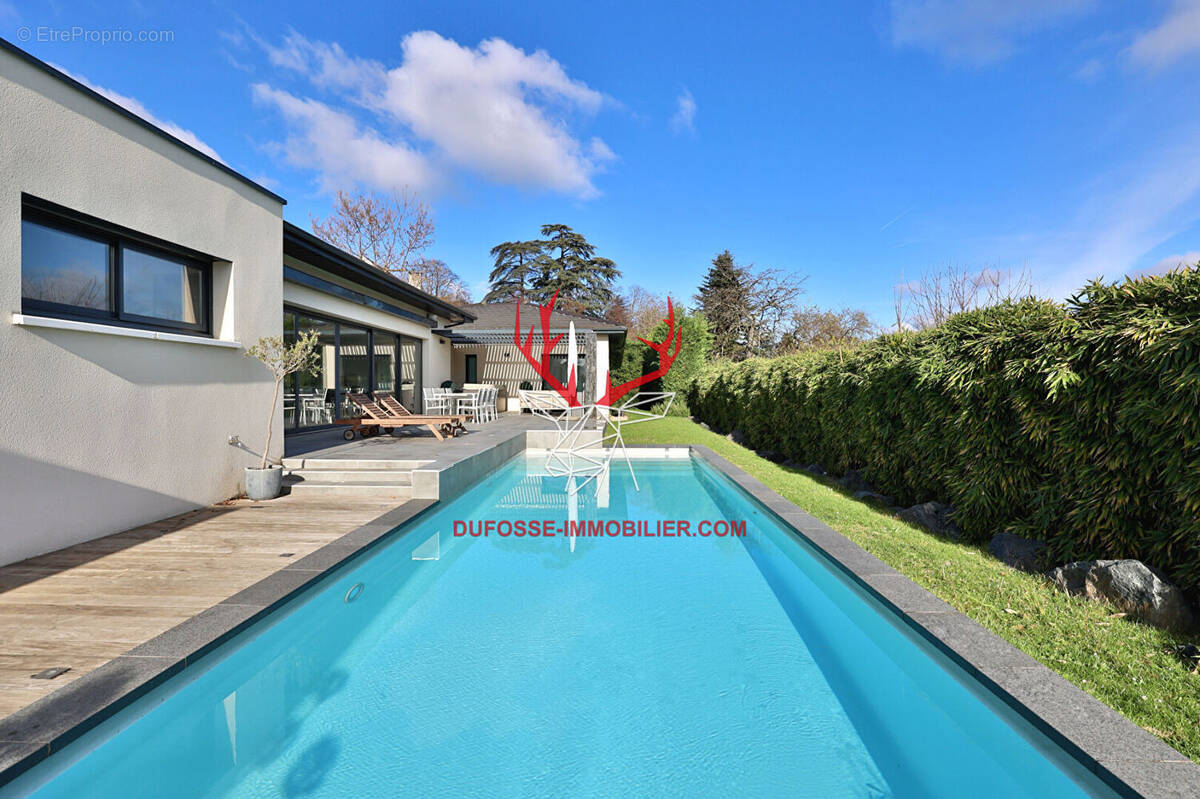 Maison à SAINT-CYR-AU-MONT-D'OR