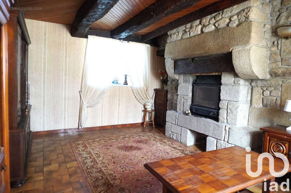 Photo 9 - Maison à PLOUNEVEZ-LOCHRIST