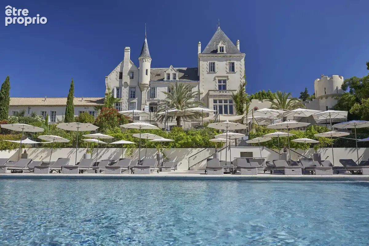 Propriété de 3 chambres et 3 salles de bain sur un domaine viticole de luxe avec piscine commune, court de tennis, restaurant et - photo 23