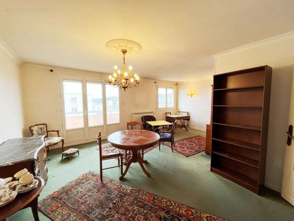 Appartement à SENS