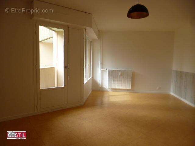 Appartement à ERAGNY