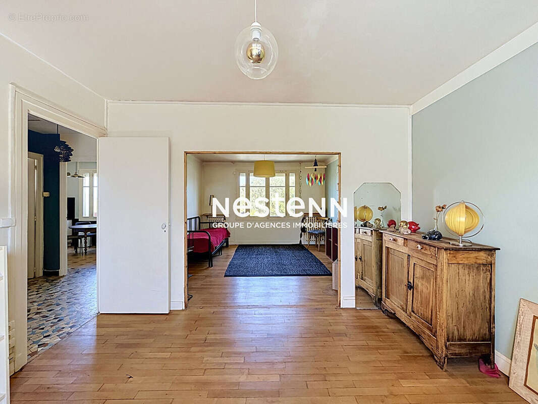 Chambray Les Tours : Maison avec potentiel d'évolution et jardin de 300m² - photo 2