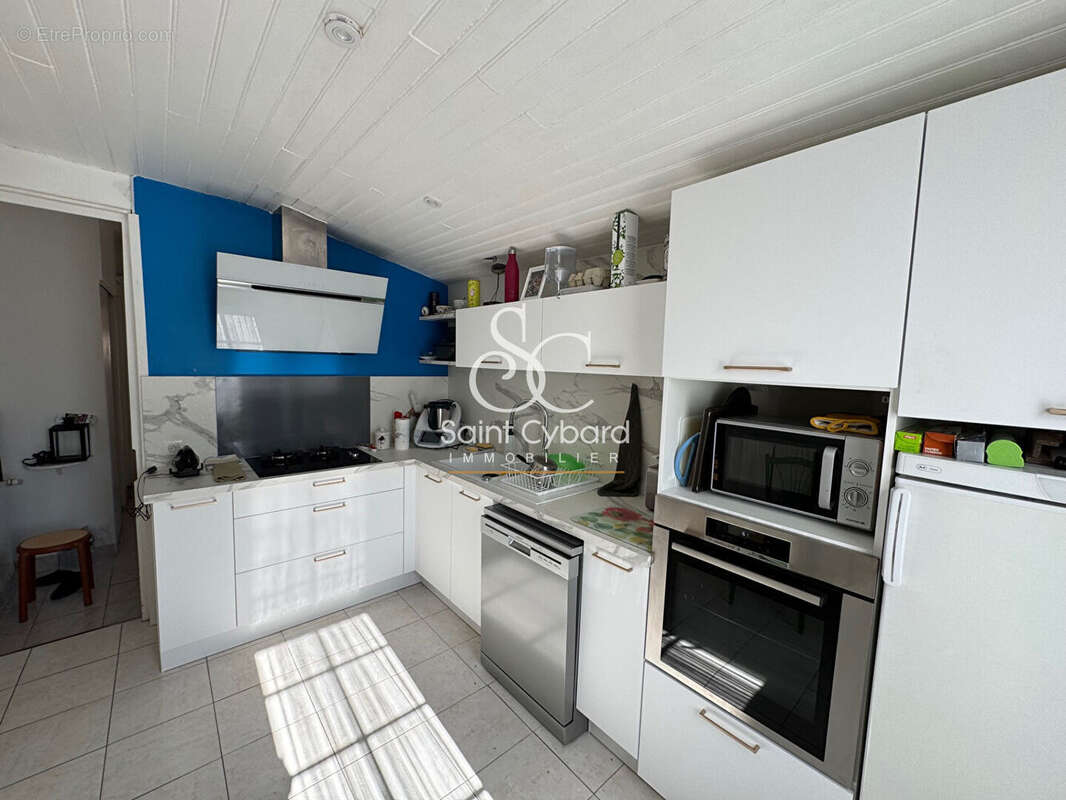 Maison à SAINT-YRIEIX-SUR-CHARENTE