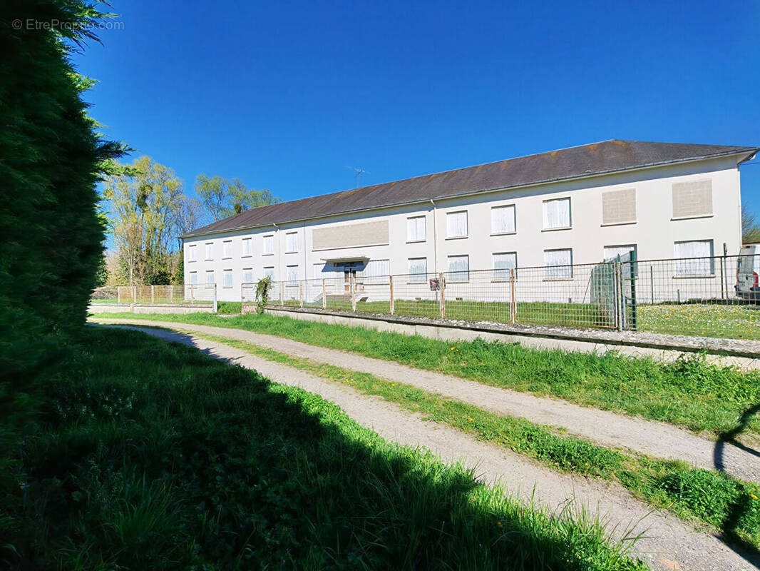 Maison à LA FERE