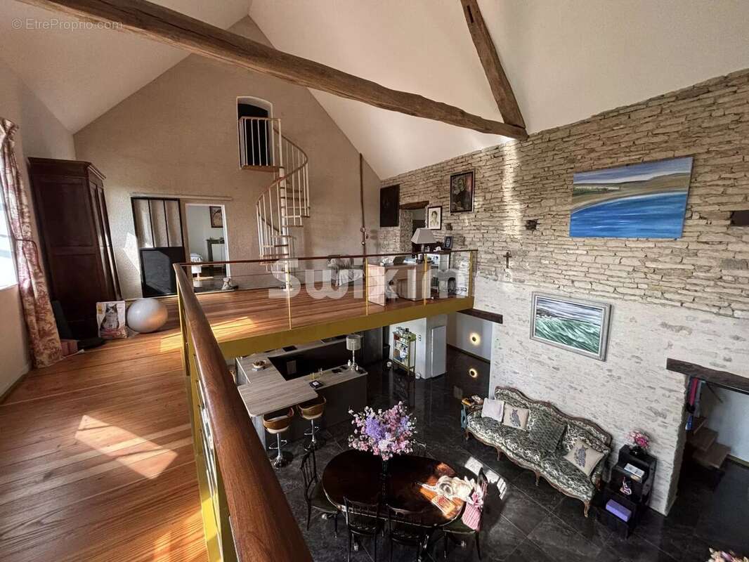 Maison de caractère rénovée avec élégants volumes - photo 11