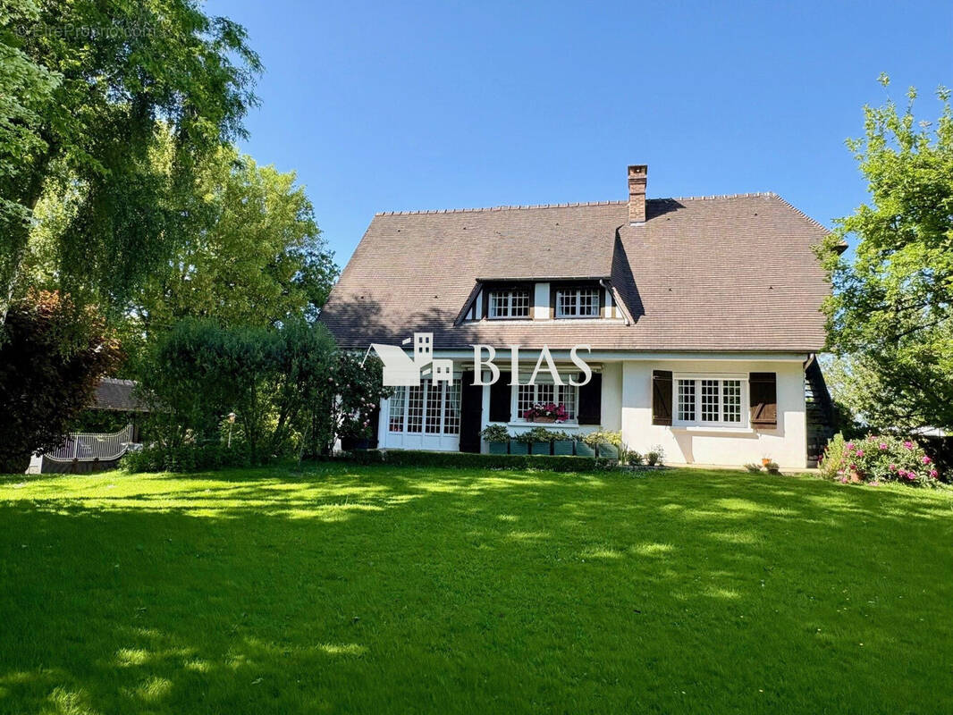 Maison à BOSGOUET