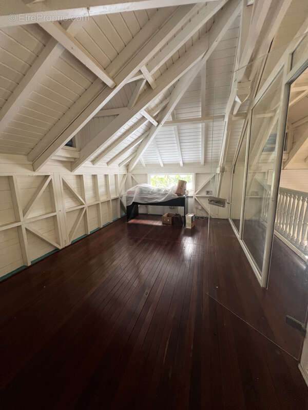 Maison à BAIE-MAHAULT