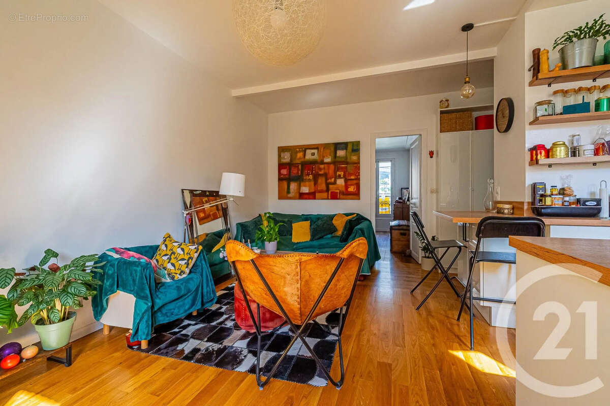 Appartement à CLICHY