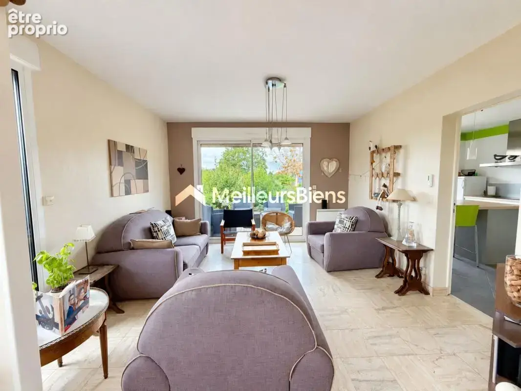 LAVAL – Pavillon de 141 m², 4 chambres, double garage et jardin sans vis-à-vis - photo 26