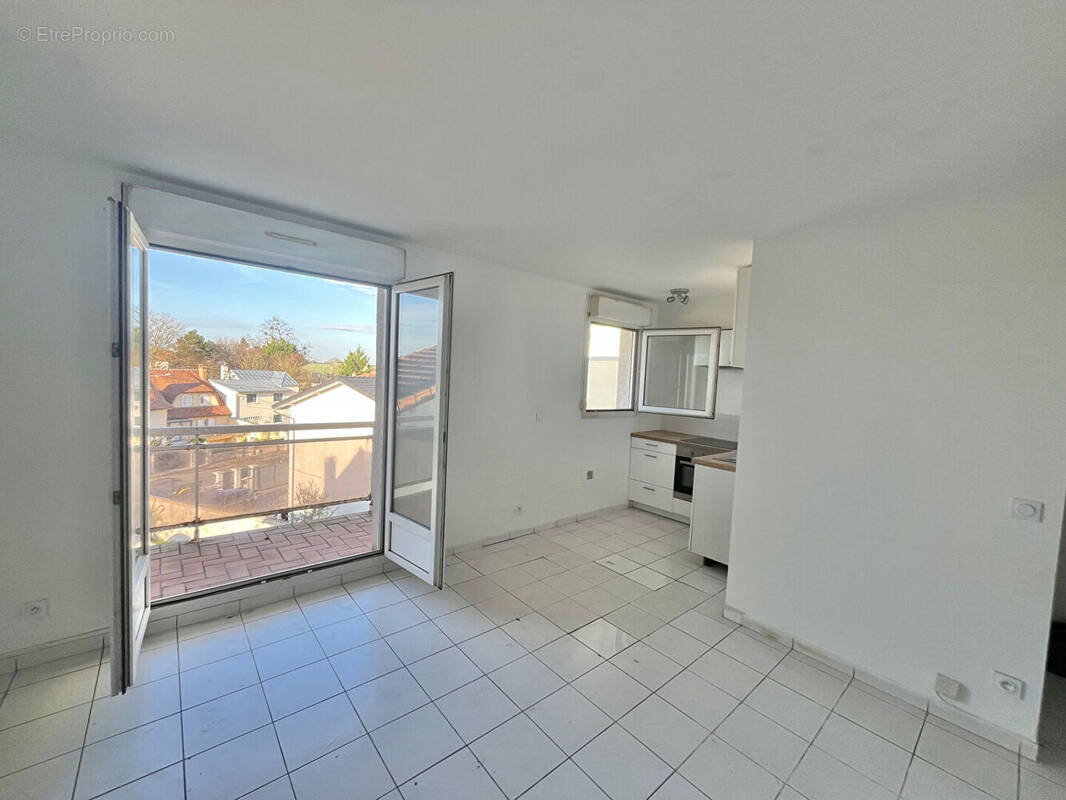 Appartement à CLICHY-SOUS-BOIS